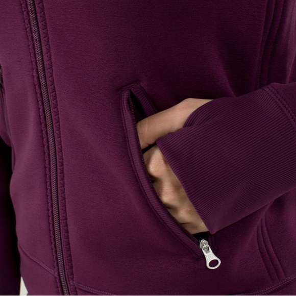 Lululemon Lululemon Keep It Cozy Jacket
Plum - Picture 6 of 9